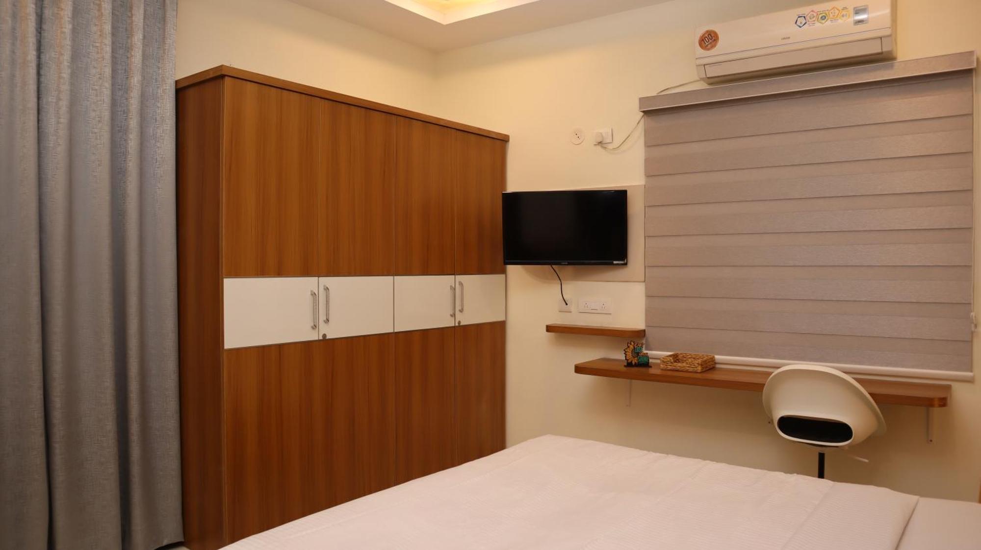 Dcasa Apartment Hotel Hyderabad Exterior foto
